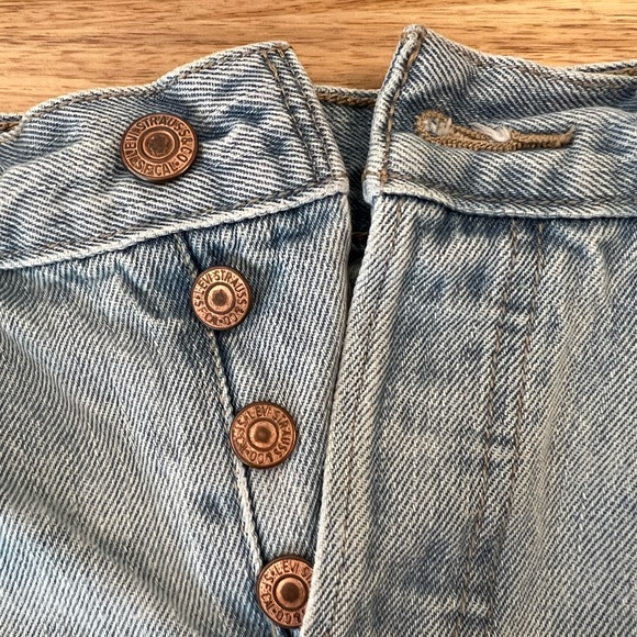 Levi Strauss & CO. Mini shorts w27 - Picture 9 of 9